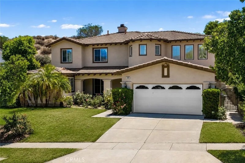 1696 Tamarron