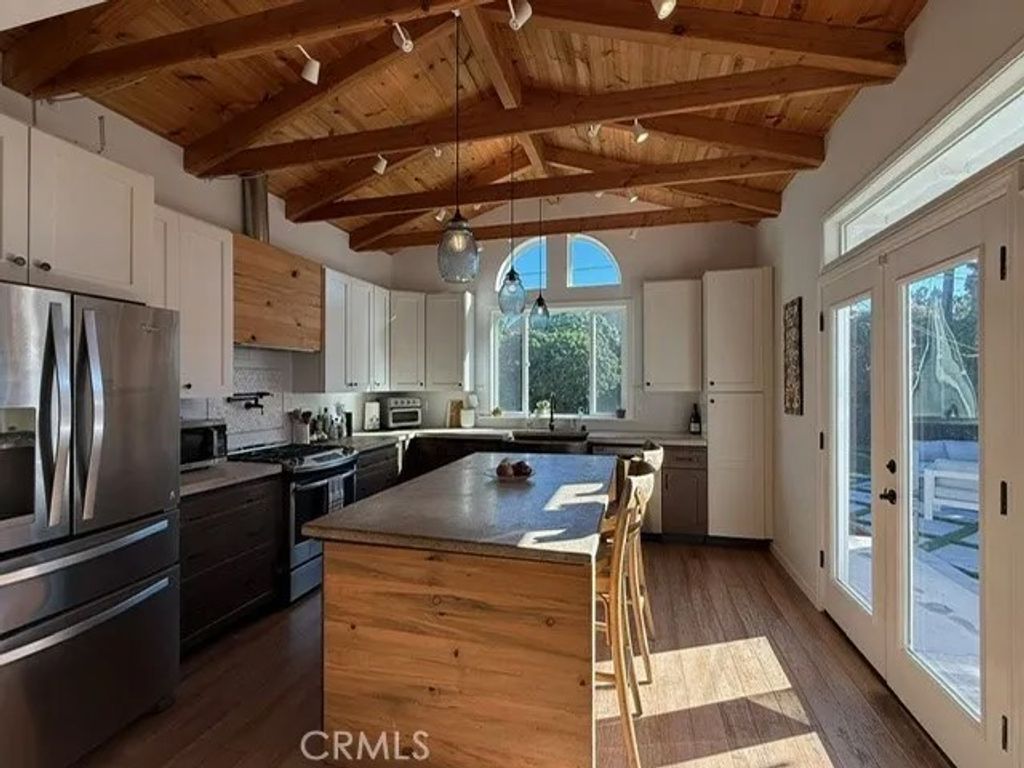 Photo of 8218 Handley Avenue, Los Angeles, CA 90045 (MLS # SB26025405)