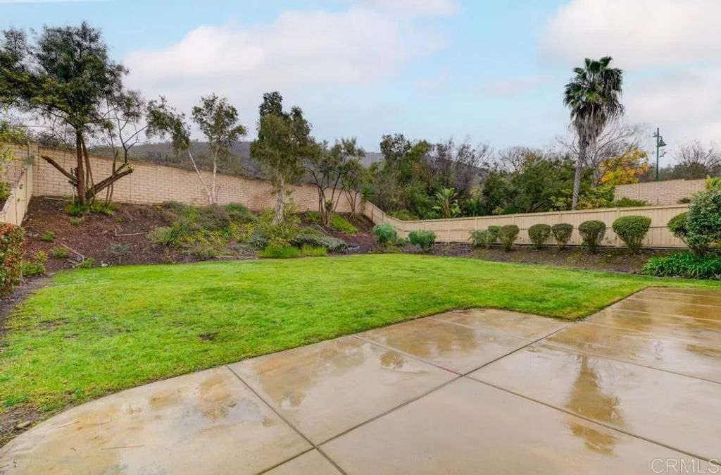 Photo of 870 Avenida Abeja, San Marcos, CA 92069 (MLS # NDP2603328)