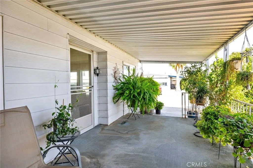 Photo of 1735 San Marcos Dr, Hemet, CA 92545 (MLS # SW26031671)