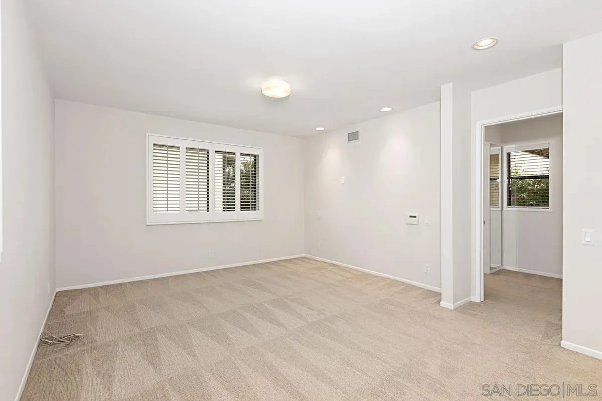 La Jolla, California 92037, United States, 5 Bedrooms Bedrooms, ,4 BathroomsBathrooms,Residential,Active,243624