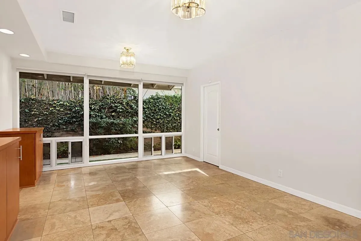 La Jolla, California 92037, United States, 5 Bedrooms Bedrooms, ,4 BathroomsBathrooms,Residential,Active,243624