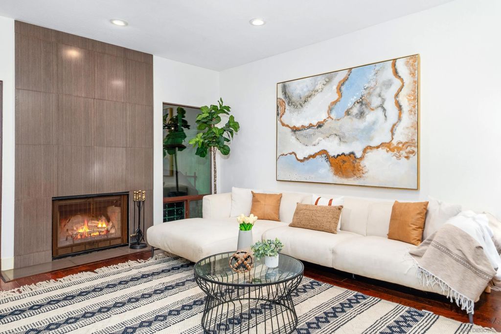 Photo of 1027 Essex St #B, San Diego, CA 92103 (MLS # 260002316)