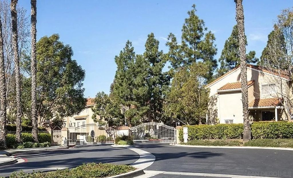 Photo of 7768 Caminito Monarca #102, Carlsbad, CA 92009 (MLS # 260012916)