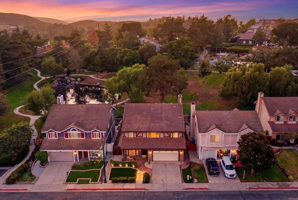 930 Rose Arbor Drive