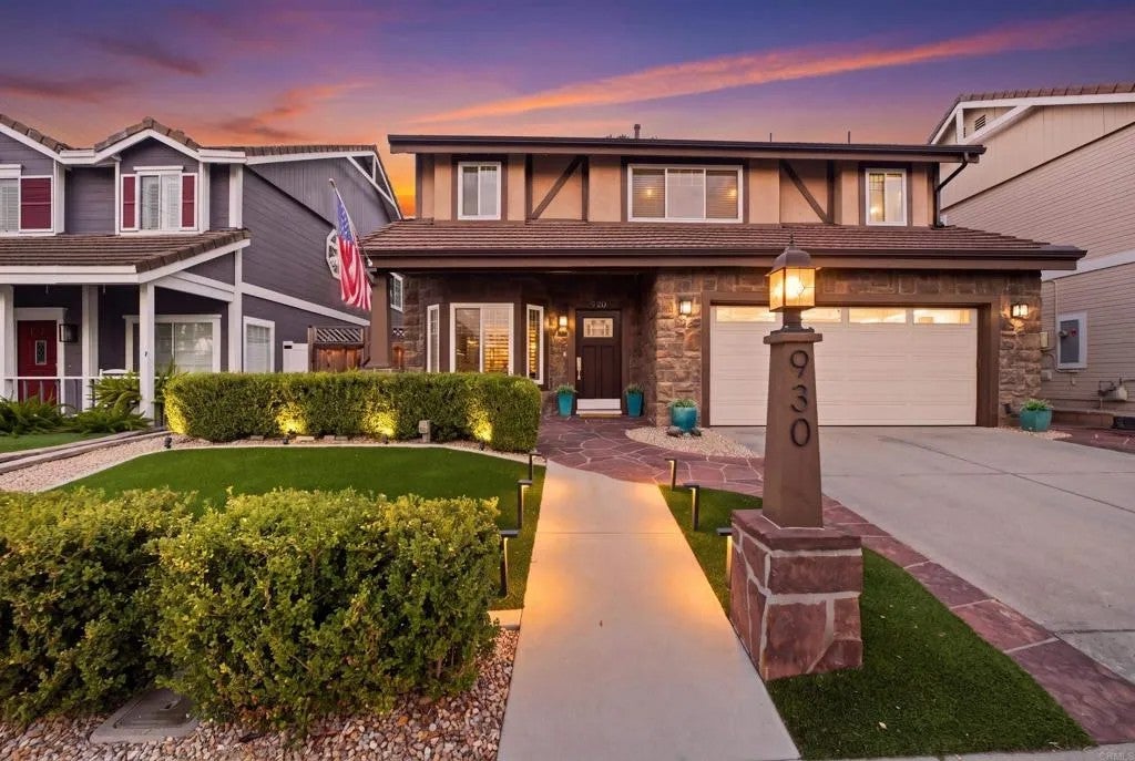 930 Rose Arbor Drive