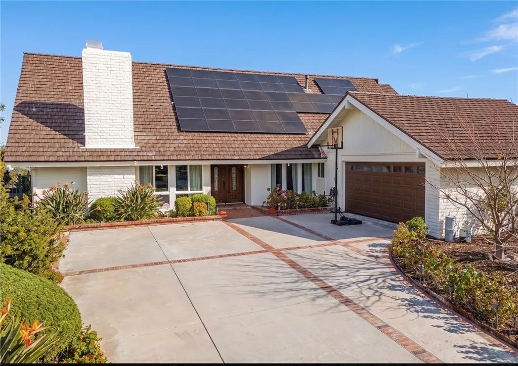 Photo of 22957 De Kalb Drive, Calabasas, CA 91302 (MLS # BB26091816)