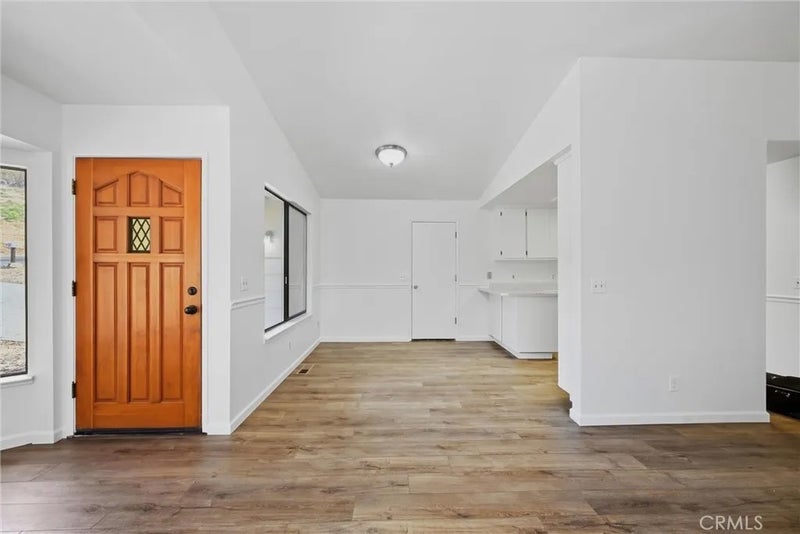 10555 Sunset Ridge Drive