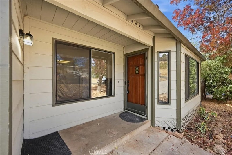 10555 Sunset Ridge Drive