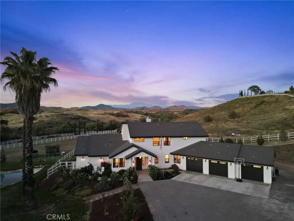39580 Avenida Arizona