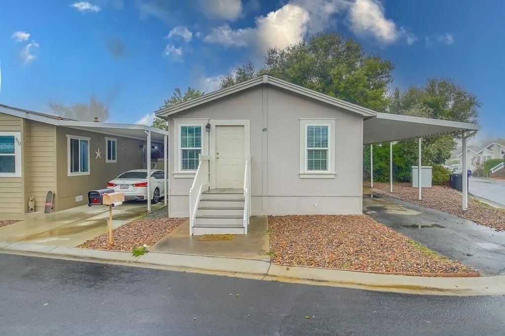 Photo of 3505 Alpine Blvd #49, Alpine, CA 91901 (MLS # 250032080)