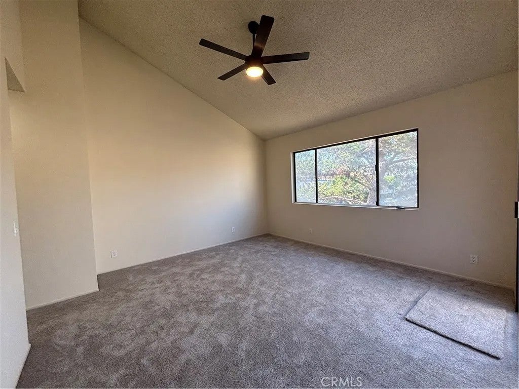 1149 Magnolia 16