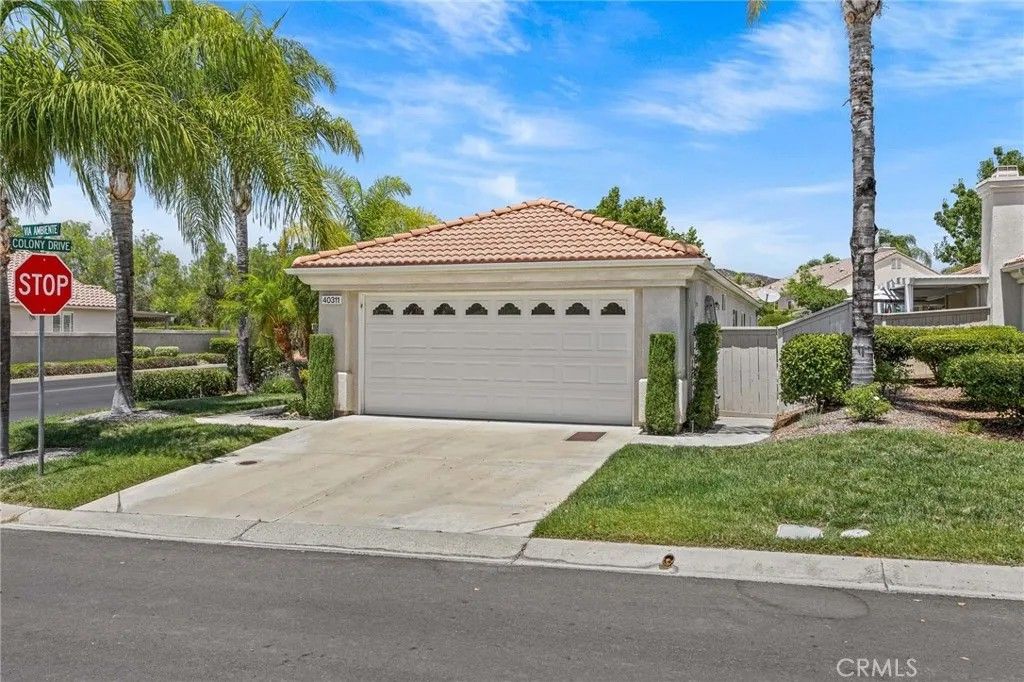 Photo of 40311 Via Ambiente, Murrieta, CA 92562 (MLS # IG25163217)