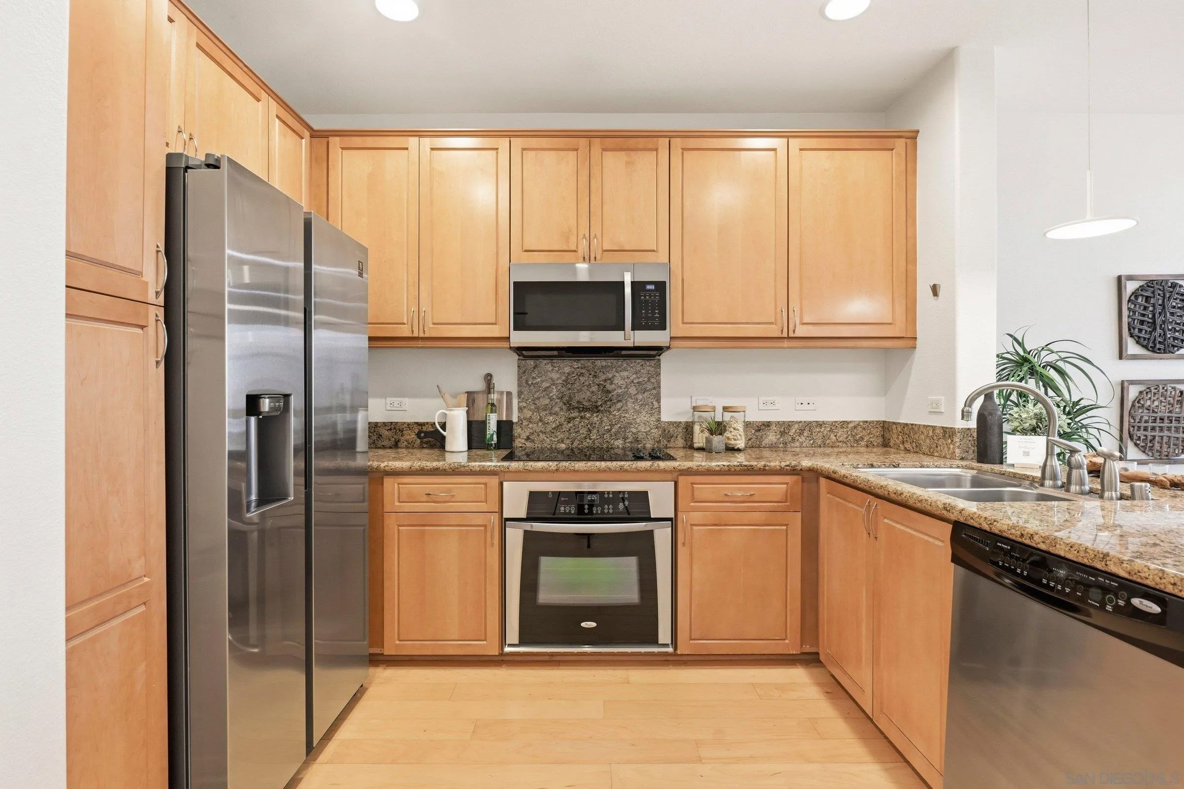 3887 Pell Place 221