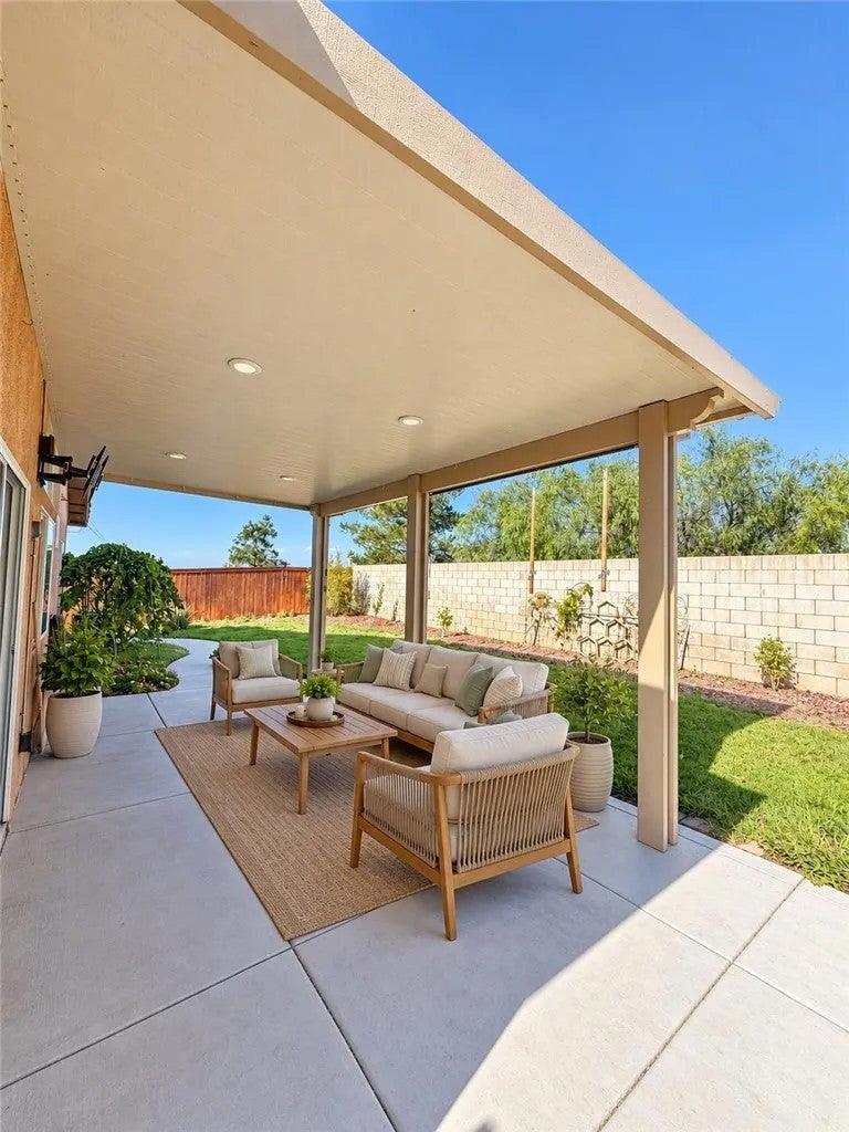 22686 Hannah Court