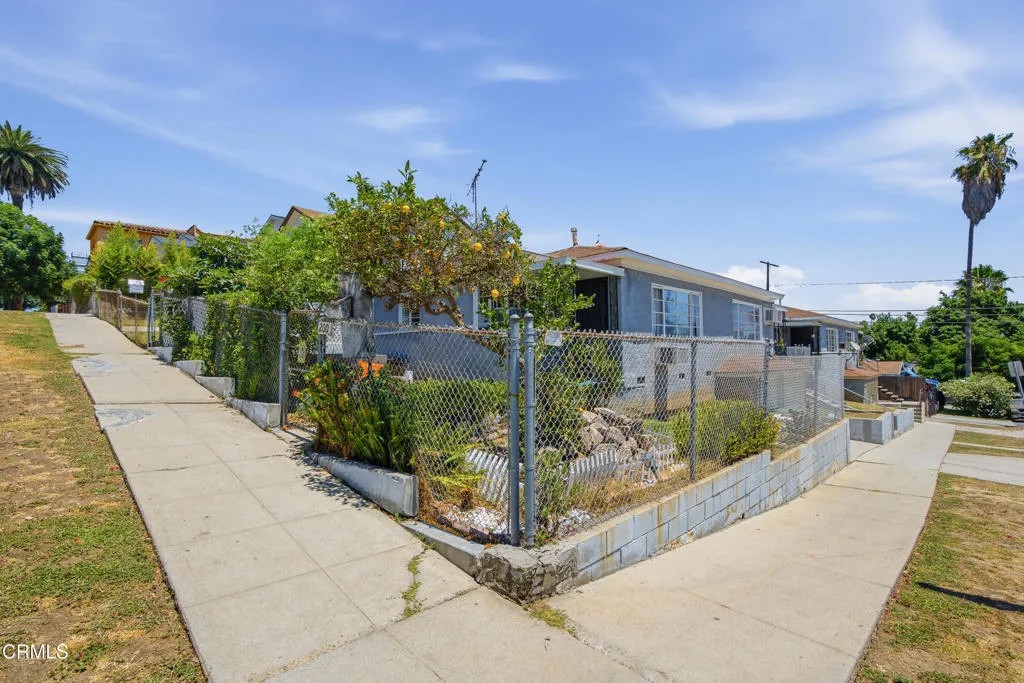 3321 Council Street