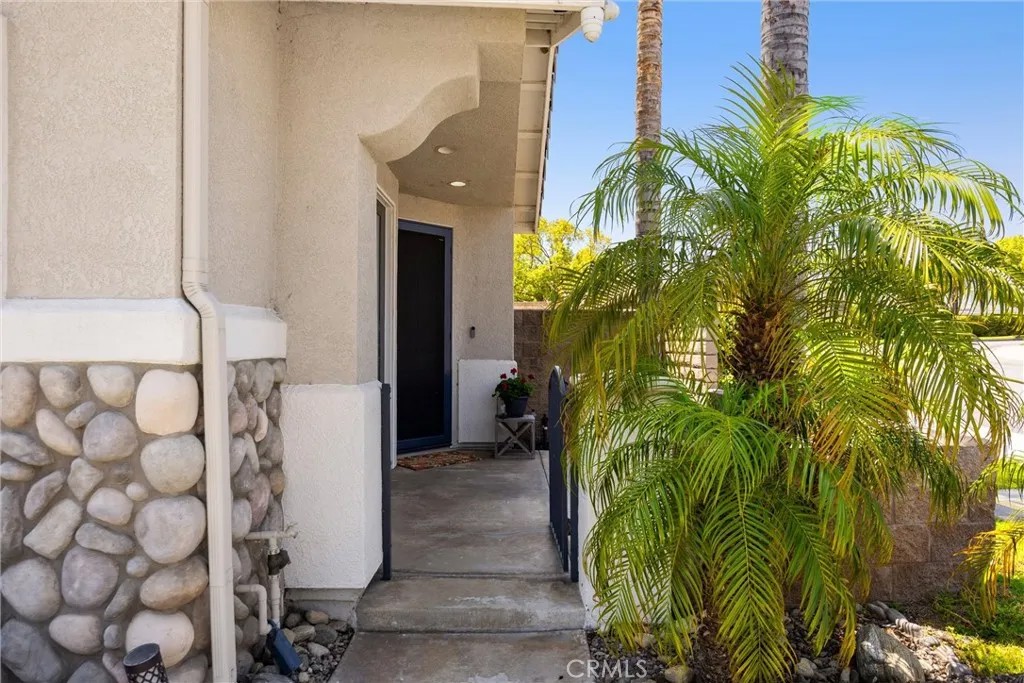 5832 Pine Valley