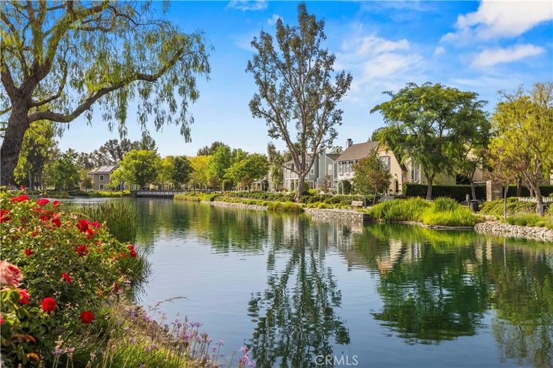 27034 Island