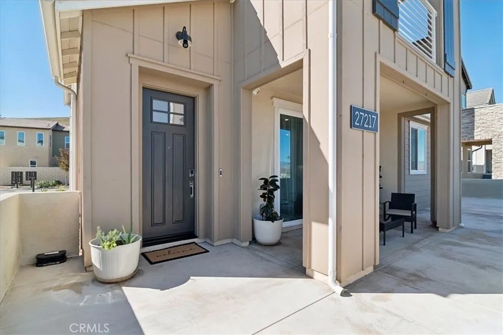 27217 TAMARACK Lane