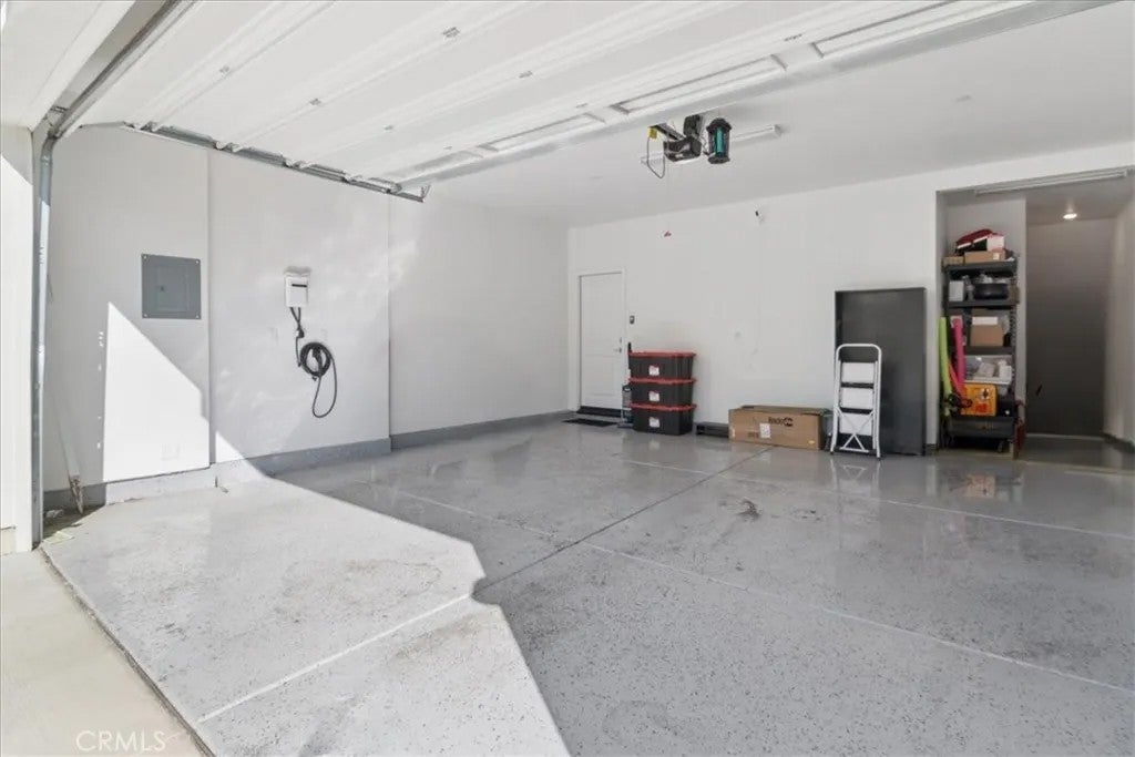 27217 TAMARACK Lane