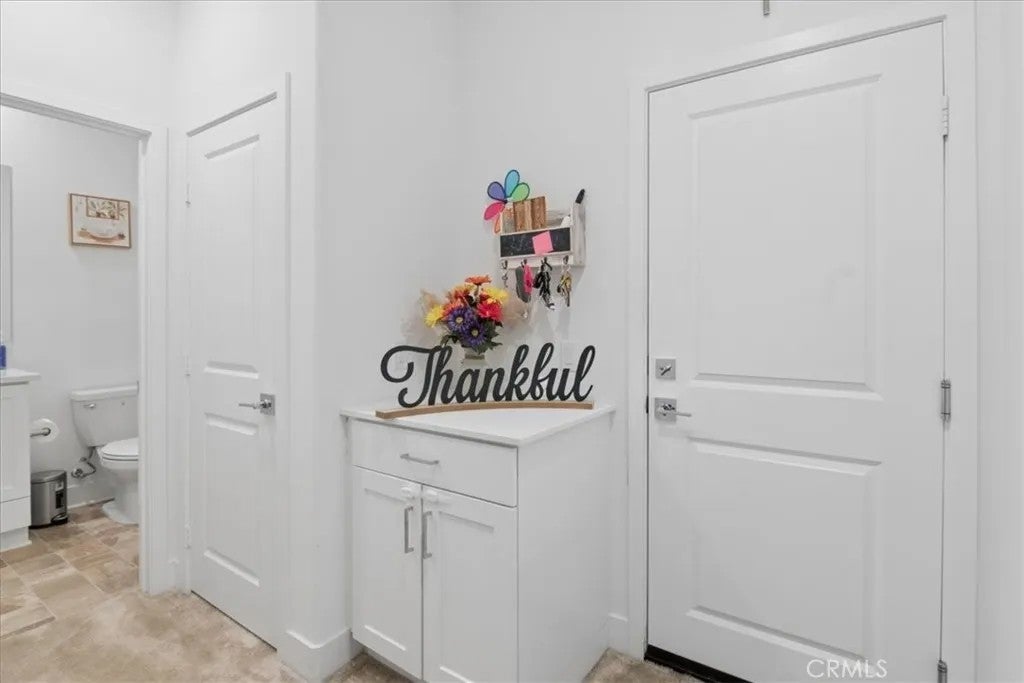 27217 TAMARACK Lane