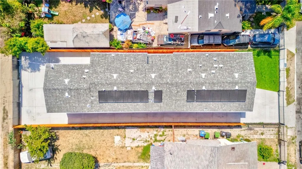 924 W 75th Street