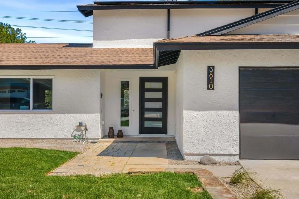 Photo of 3810 sierra Morena Ave, Carlsbad, CA 92010 (MLS # NDP2602857)