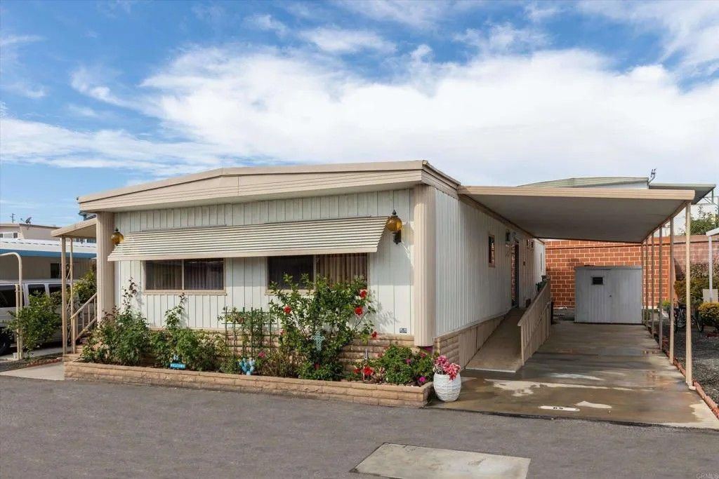 Photo of 65 Brookside Ln, Oceanside, CA 92056 (MLS # NDP2510951)
