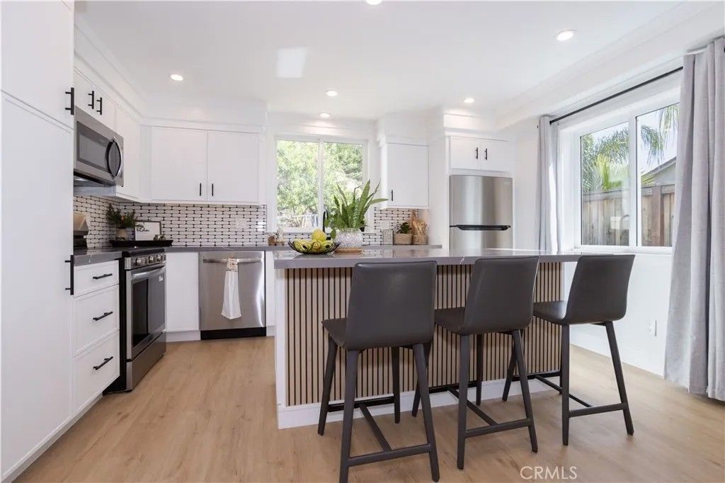 Photo of 19429 Singing Hills Drive, Porter Ranch, CA 91326 (MLS # SR26093304)