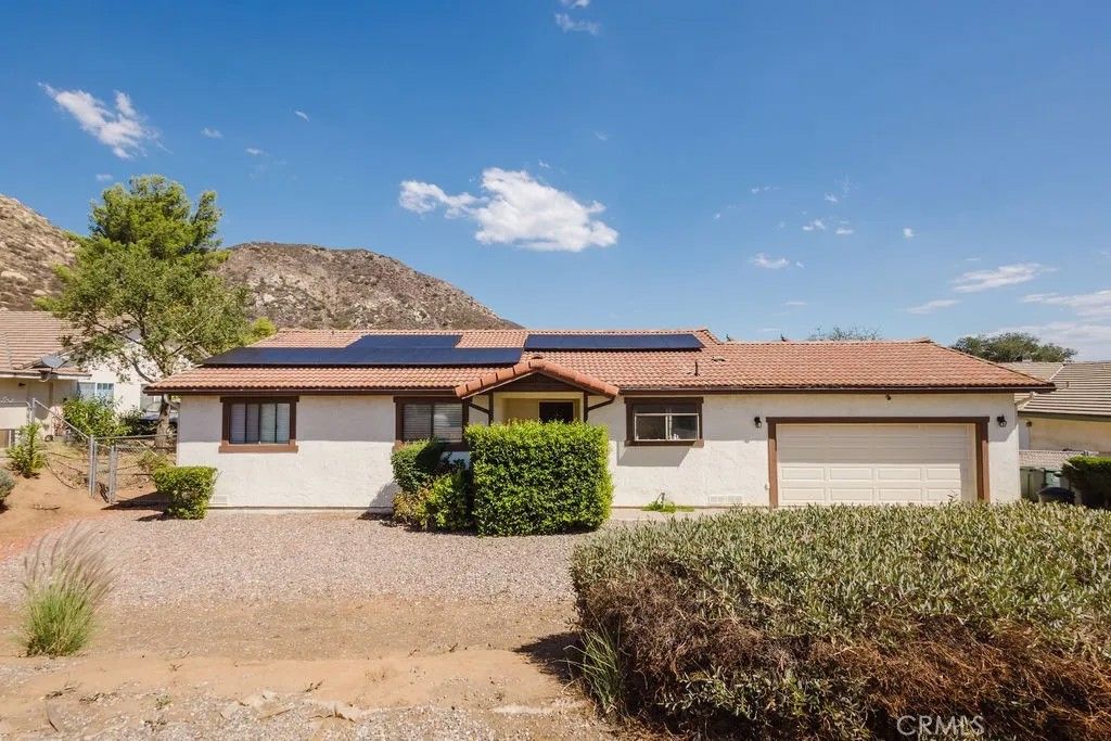 Photo of 15929 Caras Court, Ramona, CA 92065 (MLS # SR25146925)