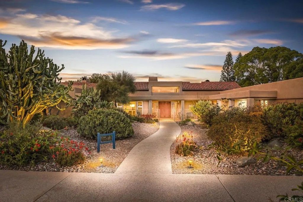 Photo of 30663 Via Maria Elena, Bonsall, CA 92003 (MLS # NDP2507093)