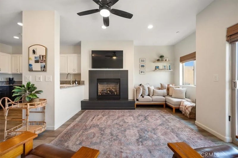 579 Camino Mercado 212