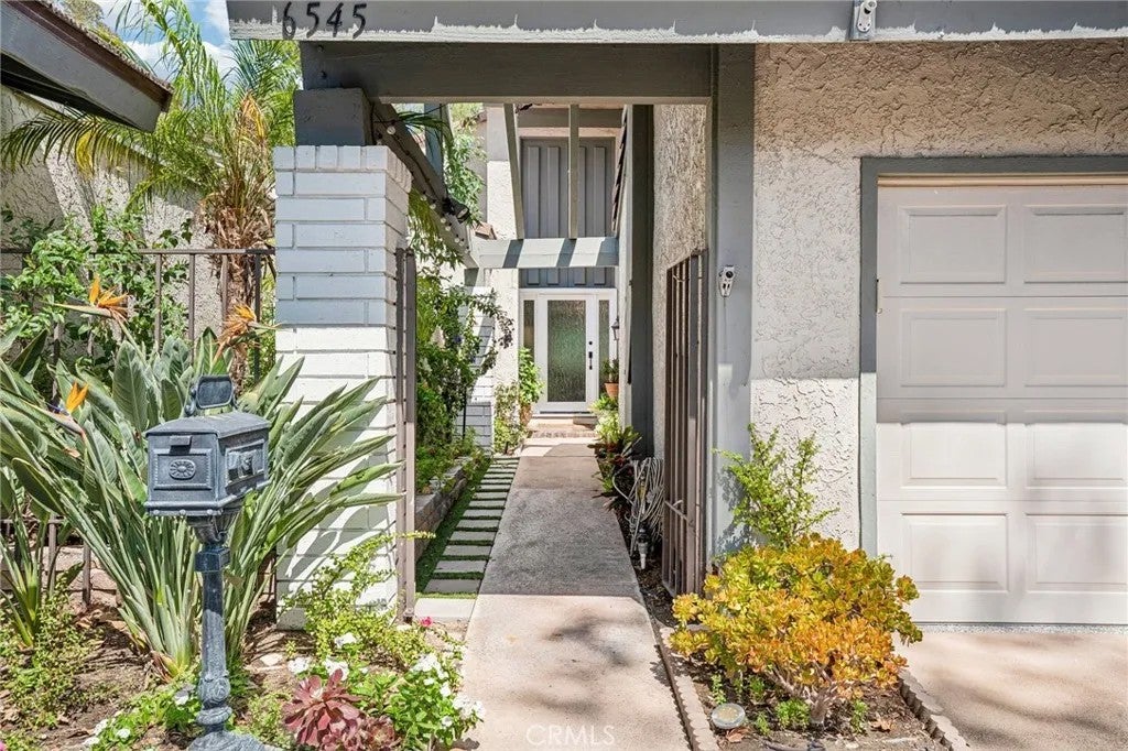 6545 E Paseo Diego