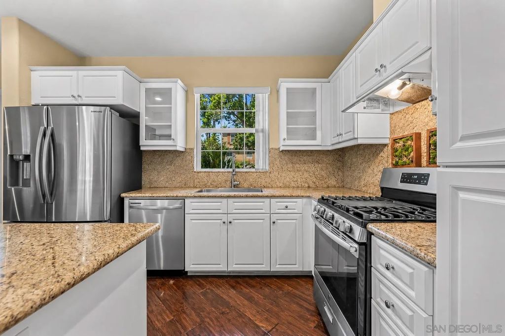 Photo of 1732 Wolf Canyon Loop, Chula Vista, CA 91913 (MLS # 260009975)