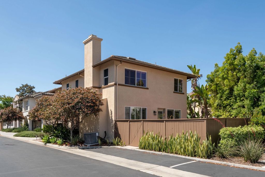 Photo of 17028 New Rochelle Way, San Diego, CA 92127 (MLS # 260009153)