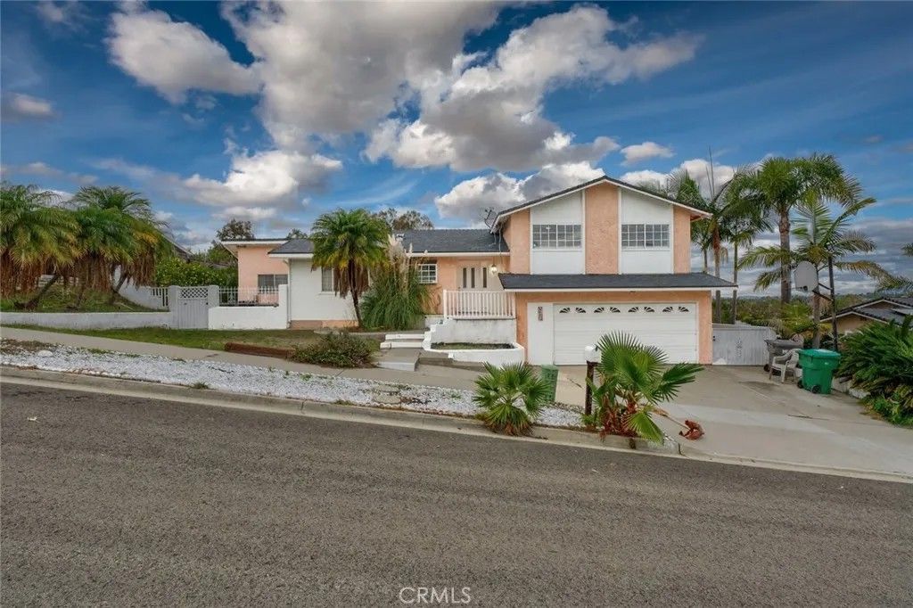 Photo of 4060 Alto St, Oceanside, CA 92056 (MLS # PW25264420)