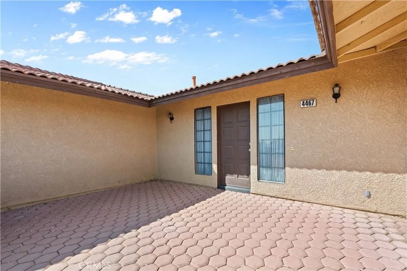 4467 Valle Vista Court