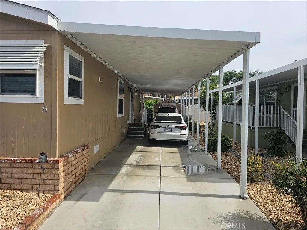 Photo of 2205 W Acacia Ave #16, Hemet, CA 92545 (MLS # SB26123687)