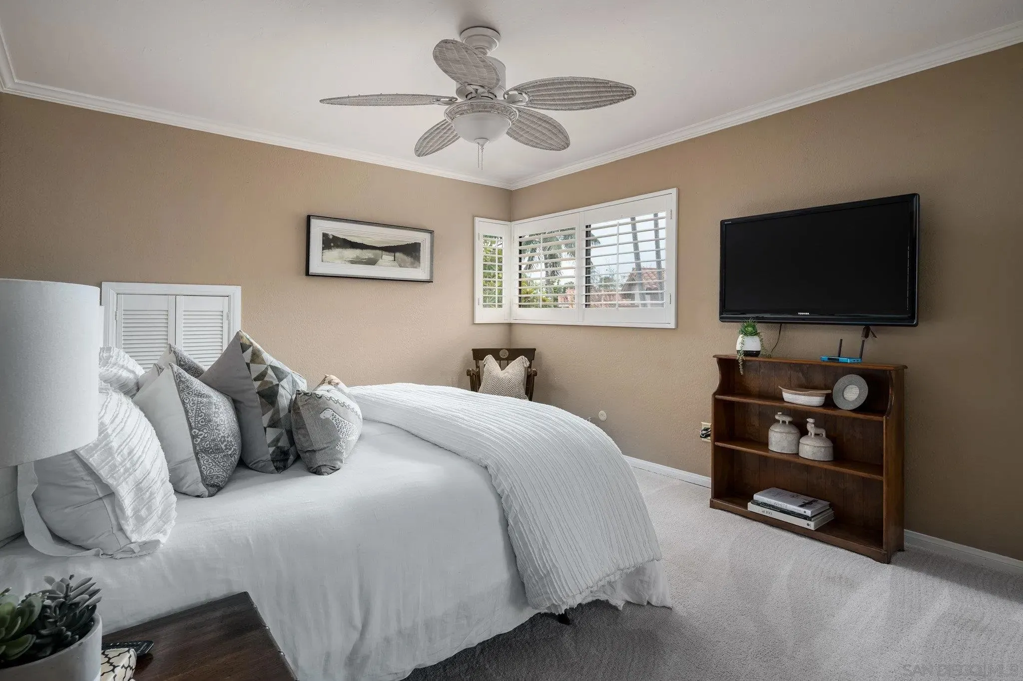 Cardiff, California 92007, United States, 4 Bedrooms Bedrooms, ,3 BathroomsBathrooms,Residential,Active,220514