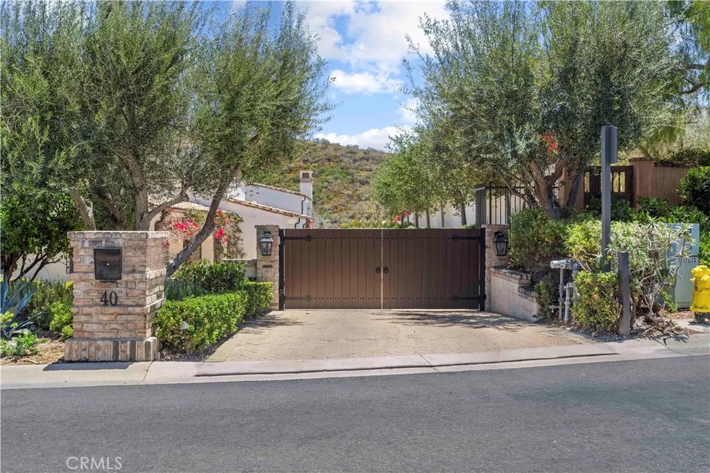 40 Echo Glen