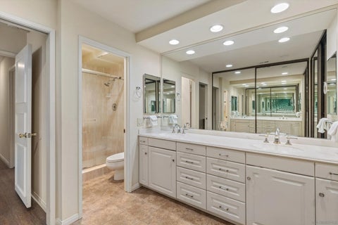 Tiny photo for 6667 La Jolla Scenic Drive South DR, La Jolla, CA 92037 (MLS # 260015355)