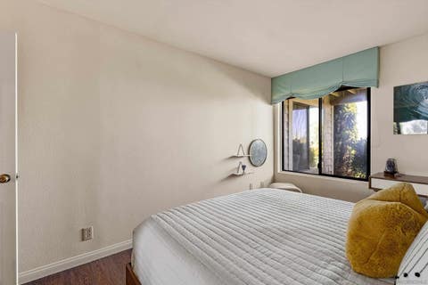 Tiny photo for 6667 La Jolla Scenic Drive South DR, La Jolla, CA 92037 (MLS # 260015355)