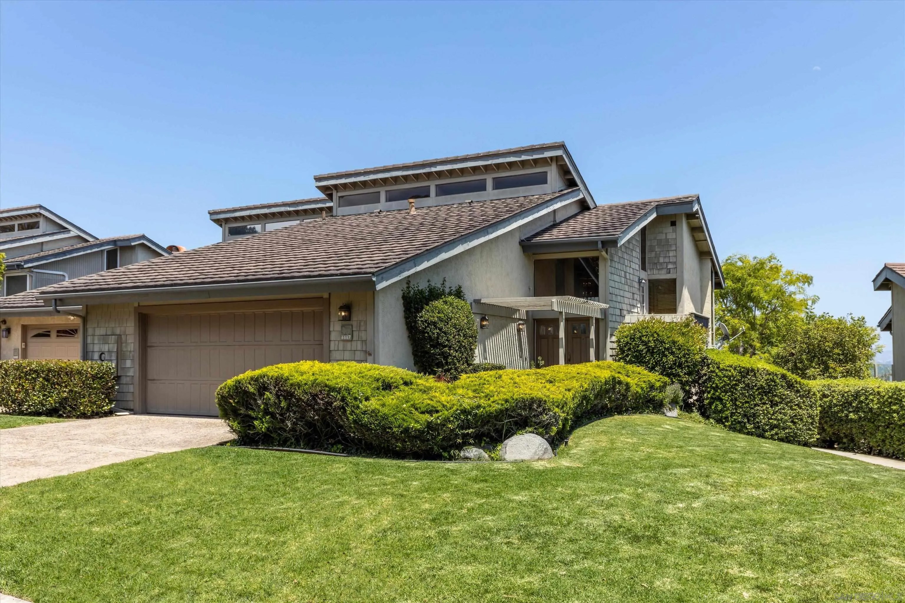6667 La Jolla Scenic Drive South