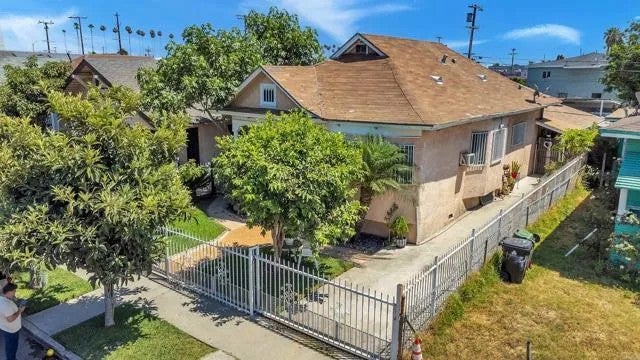 4418 Mettler Street