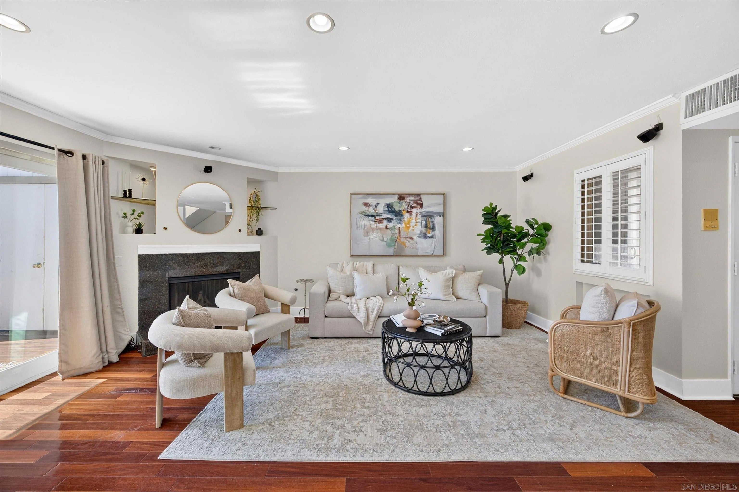 1410 Camino Lujan