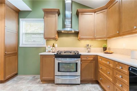 Tiny photo for 5833 Vesper Avenue, Sherman Oaks, CA 91411 (MLS # SR25245935)