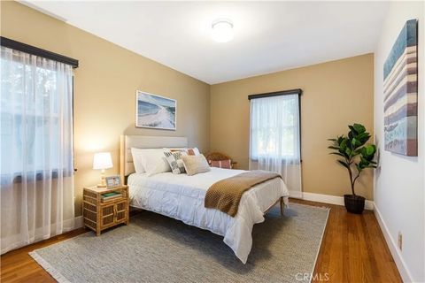 Tiny photo for 5833 Vesper Avenue, Sherman Oaks, CA 91411 (MLS # SR25245935)