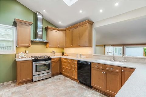 Tiny photo for 5833 Vesper Avenue, Sherman Oaks, CA 91411 (MLS # SR25245935)