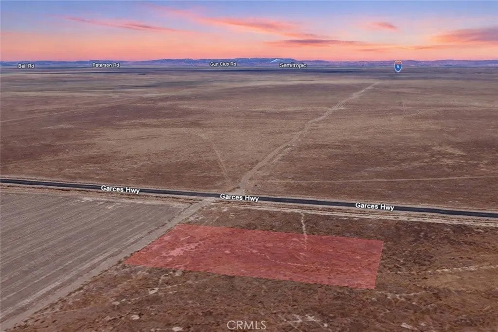 Photo of 0 Garces, Delano, CA 93215 (MLS # SC26130193)