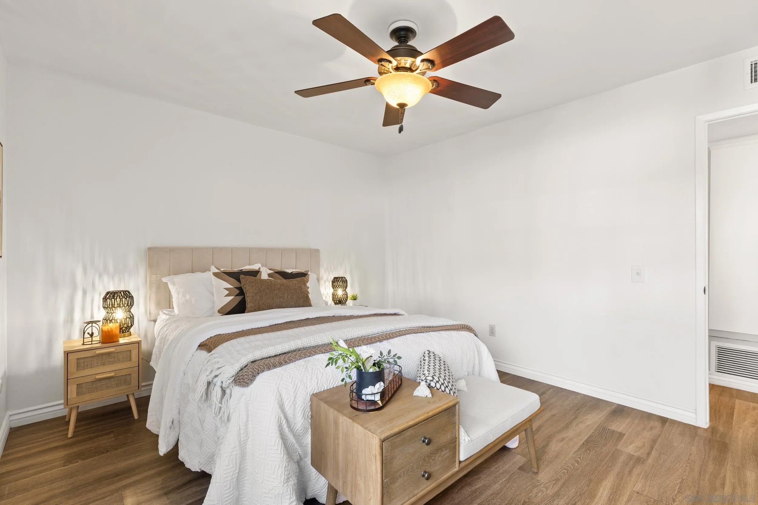 5989 Rancho Mission Rd 103